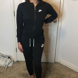 Nike dark grey two piece